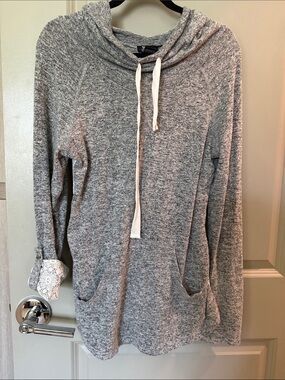 Miss Chievous Gray Hooded Pullover with Lace Cuff M